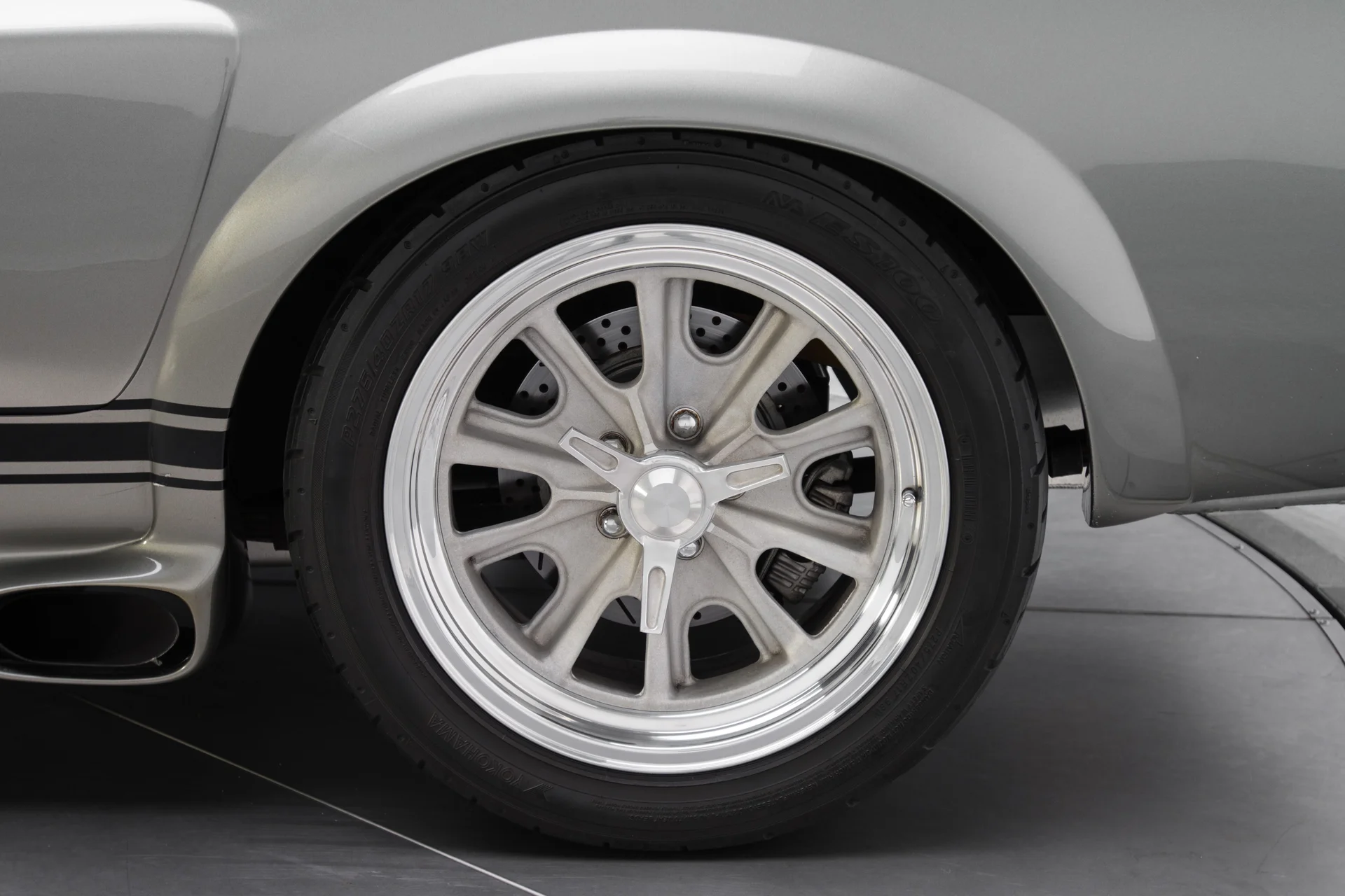 Wire wheel detail, Eleanor Mustang